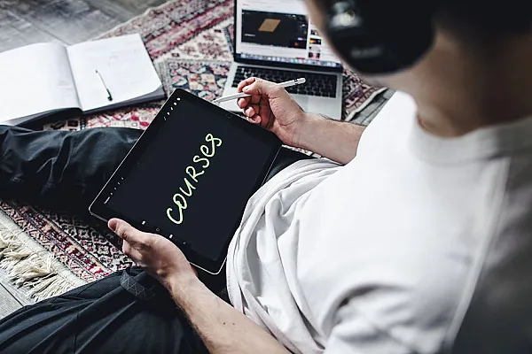CMS for an Online Course: Own Your Content in 2026